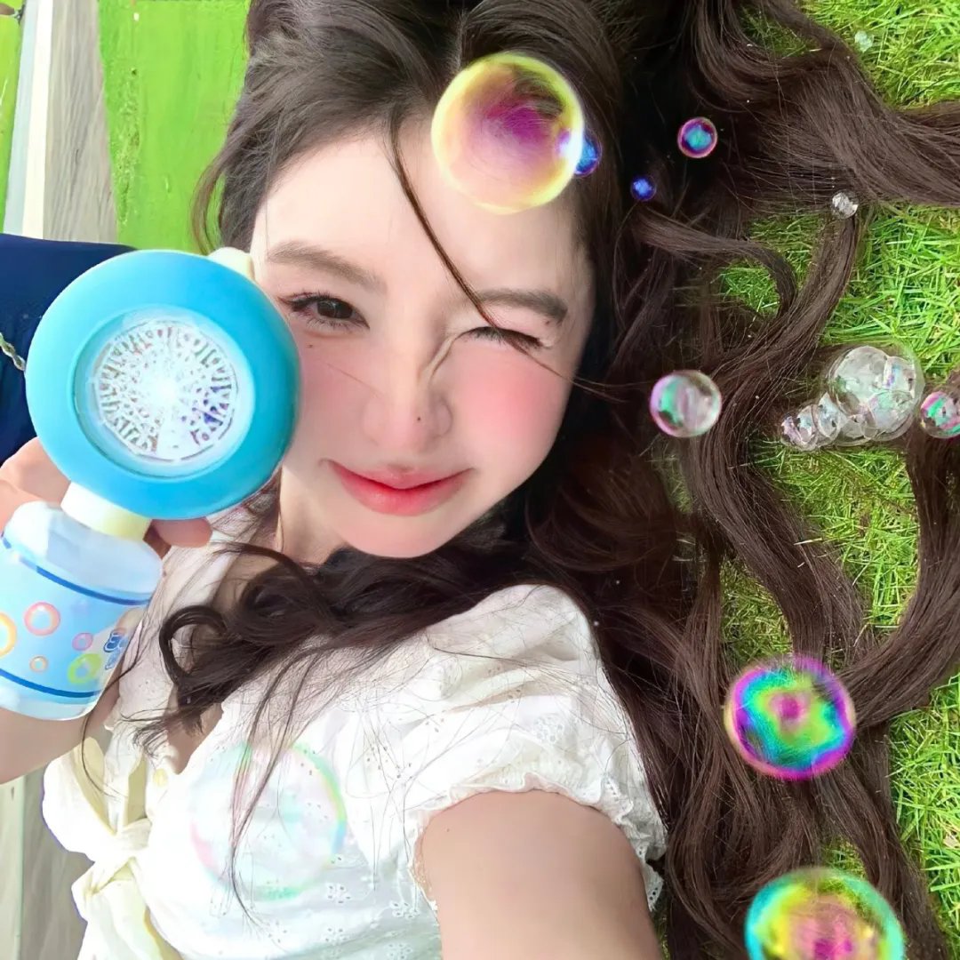 夏洛特时光 海报